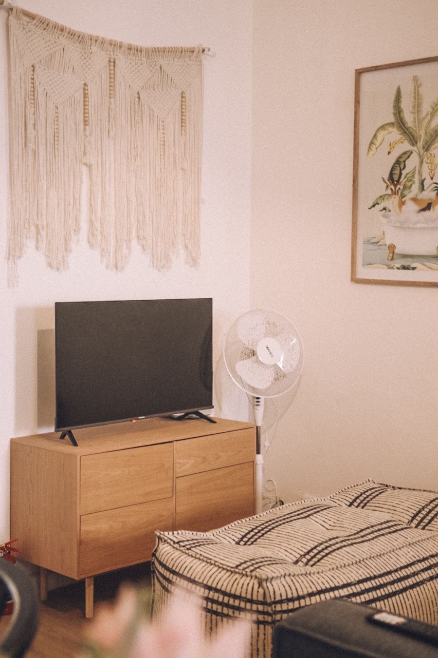 1 Bedroom Property for Sale in Sea Point Western Cape